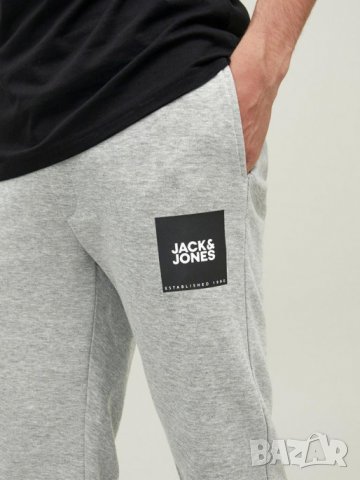 JACK & JONES Спортно долнище JPSTGORDON JJJILOCK, снимка 8 - Спортни дрехи, екипи - 38593063