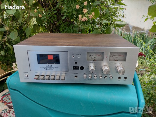 Akai CS-707D  stereo cassette deck, снимка 2 - Декове - 37489703