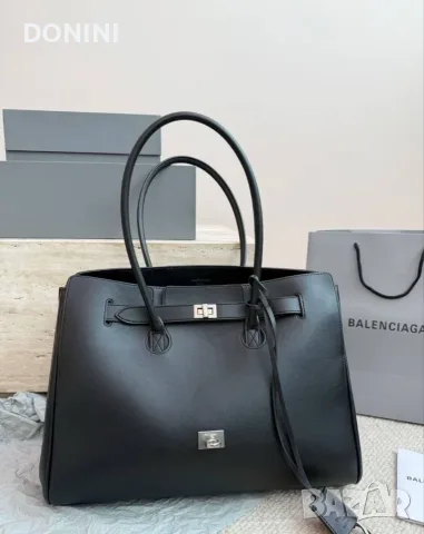 Balenciaga Дамска чанта, кожа, снимка 11 - Чанти - 56016869