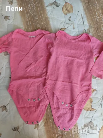 Бодита и сандали за близнаци, снимка 2 - Стоки за близнаци - 49302765