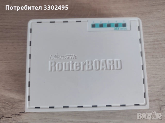 MikroTik hEX RB750Gr3, снимка 2 - Рутери - 52451707