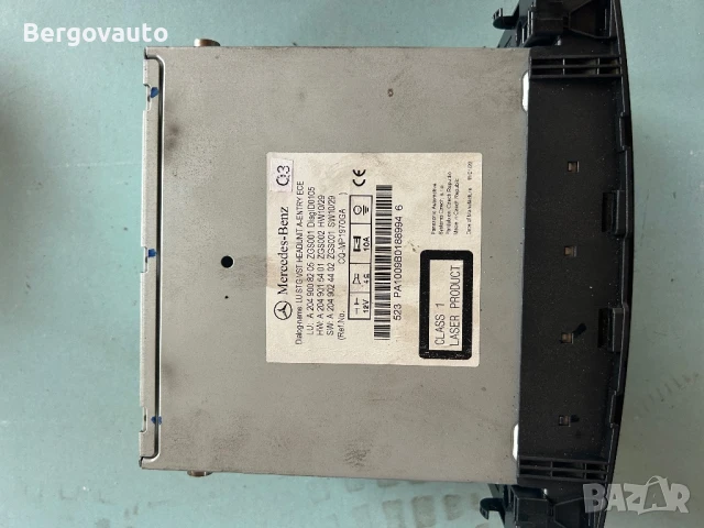 Радио CD за W204, снимка 2 - Части - 50686427