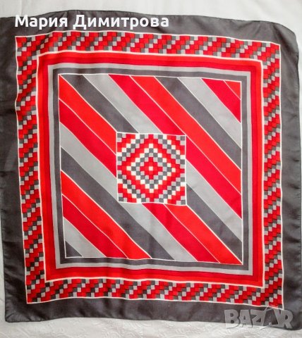 Копринен шал в червено и сиво 67/65