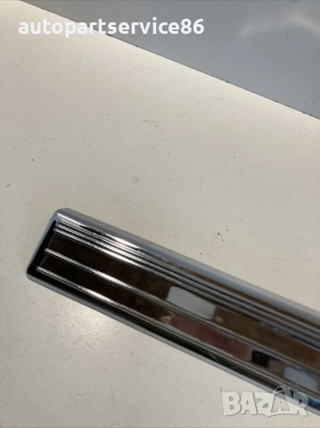 Прагова лайсна за предна дясна страна за Mercedes W220 S500 (2003) A220685535, снимка 3 - Части - 54158290