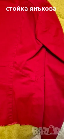 Продавам дамско червено сако, снимка 6 - Сака - 50597380