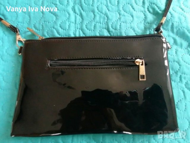 Hebrosa-малка  испанска черна лачена чантичка, снимка 3 - Чанти - 29777991