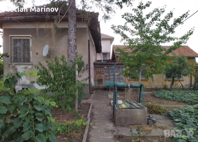 Къща с двор в Бяла Слатина, снимка 3 - Къщи - 52603943