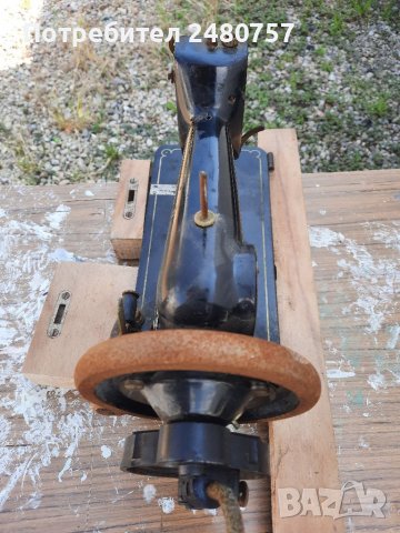 Шевна машина SINGER, снимка 11 - Антикварни и старинни предмети - 37308009