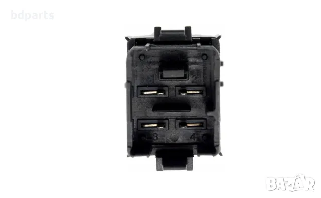 Бутон за аварийни светлини, VW , Passat B6, 4 ПИН, снимка 5 - Части - 56141913