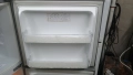Хладилник Samsung с горен фризер, снимка 9