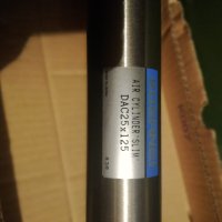 Пневматични цилиндри, снимка 1 - Резервни части за машини - 34511632
