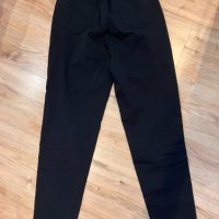 Черен дамски панталон спортно елегантен 36 размер , снимка 4 - Панталони - 42597788