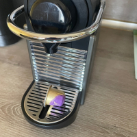 Кафемашина NESPRESSO , снимка 4 - Кафемашини - 44613638