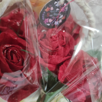 Кшничка с 5 рози, снимка 2 - Изкуствени цветя - 44585131