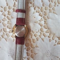 Продавам няколко модела дамски часовници + подарък, снимка 5 - Дамски - 32156768