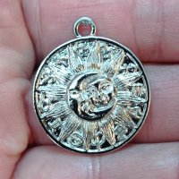 Метален Елемент / Медальон - Слънце и Луна, снимка 1 - Колиета, медальони, синджири - 40625522