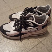 Дамски маратонки Nike 40 / 41 номер , снимка 3 - Маратонки - 42541751