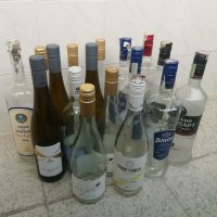 Стъклени бутилки , снимка 7 - Буркани, бутилки и капачки - 38475447