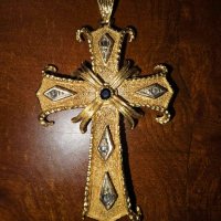 Златен кръст 18К с диаманти, снимка 6 - Колиета, медальони, синджири - 42047040