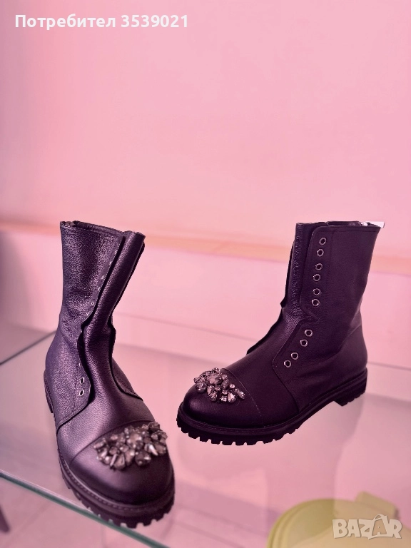 Чисто нови дизайнерски обувки от естествена кожа с камъни , снимка 1