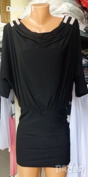 Черна рокля/туника с гръцко деколте и сребристи камъчета на раменете, снимка 1
