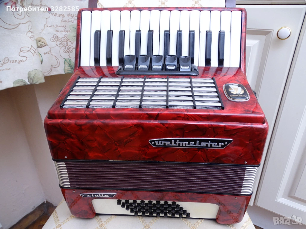 Акордеон Велтмайстер Стела 40 баса – перфектно състояние, снимка 1