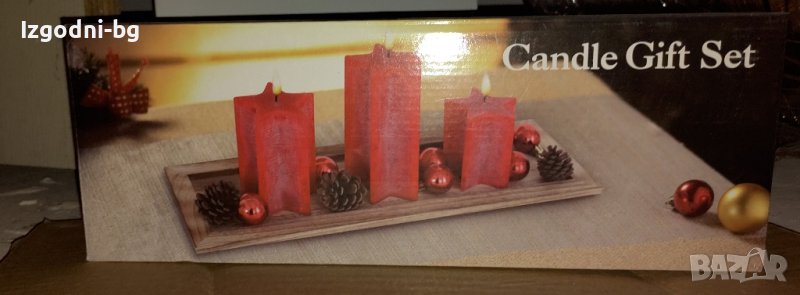Красив коледен сет от три червени свещи на дървен поднос!, снимка 1