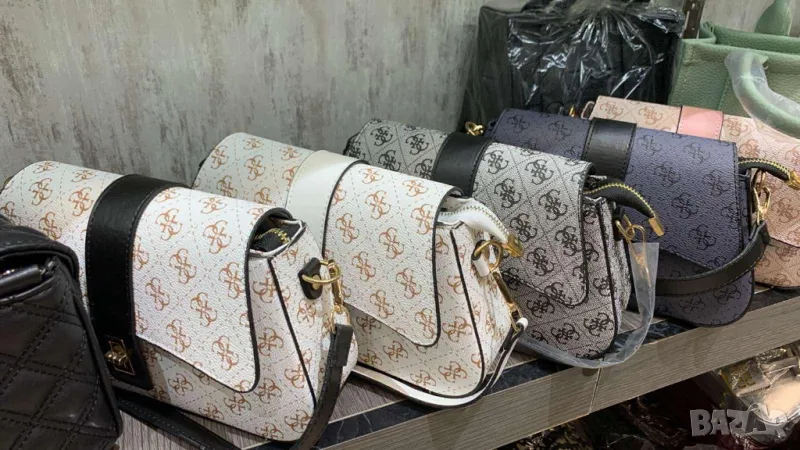 чанти guess, снимка 1