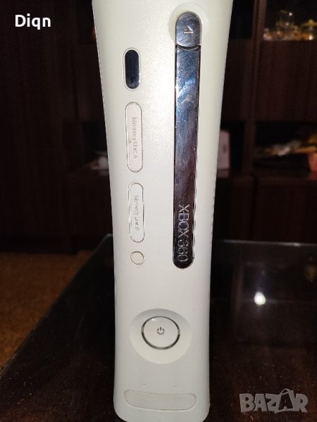 Xbox 360 60GB без контролер с wifi adapter, снимка 1