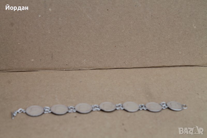 Дамска гривна от сребърни монети, снимка 1