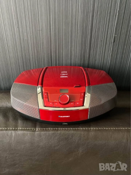 BLAUPUNKT BB12RD портативна аудио система Radio CD-MP3 USB AUX, снимка 1