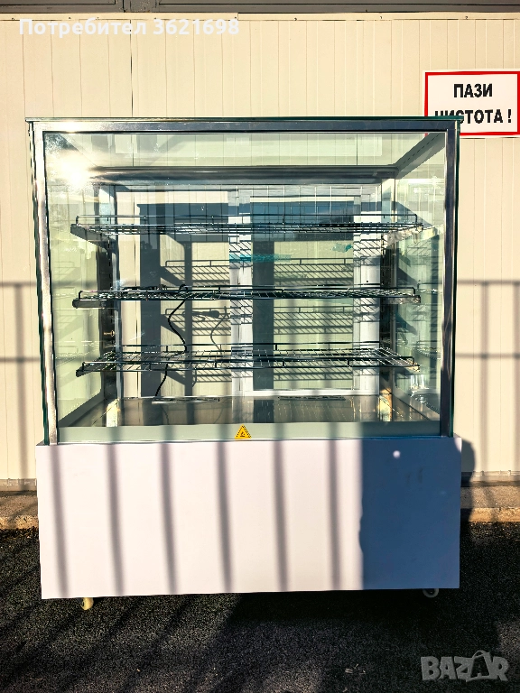 Топла витрина 480литра, снимка 1