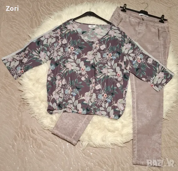 СТРАХОТНА тъничка риза на цветя със сребрист кант на ръкавите , снимка 1