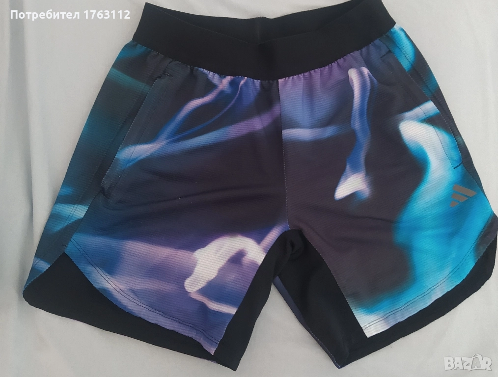 Adidas шорти за 8-9,10 г.момче, със странични джобове с цип, носени много малко, снимка 1