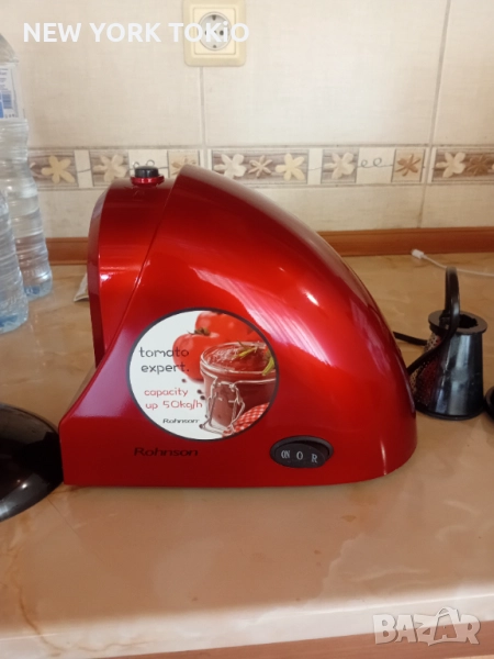 МАШИНА / УРЕД ЗА МЕЛЕНЕ НА ДОМАТИ , снимка 1