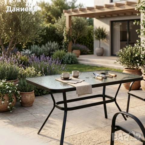 Елегантна правоъгълна маса – стъклен плот, модерен и устойчив дизайн