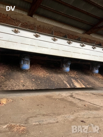 МАШИНА ЗА ЧИСТЕНЕ НА ЛУК С ПЕРКИ, снимка 2 - Други машини и части - 51896996