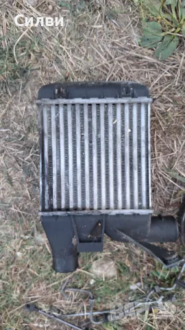 Интеркулер от БМВ е39 525ТДС 2,5 143кс. за BMW 525 2.5TDS e39 ЗДРАВ кулер - омазненото е от маркуч, снимка 1