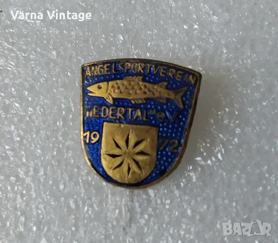 Значка на риболовния и спортен клуб "Angelsportverein Wedertal" 1972. HENECKA PFORZHEIM Германия., снимка 2 - Колекции - 51249781