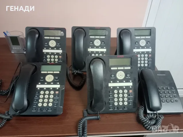5 бр IP телефона AVAYA 1608-I и два бр. Panasonic KX-TS500