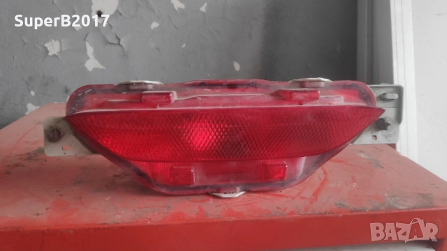 Продавам - оригинален фар за мъгла за Тойота CHR