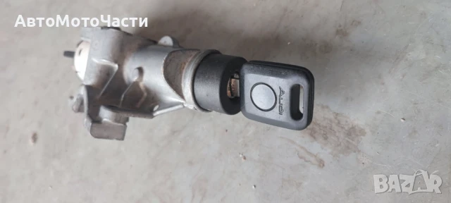Подавам контактен ключ за Ауди А4, снимка 3 - Части - 50693994
