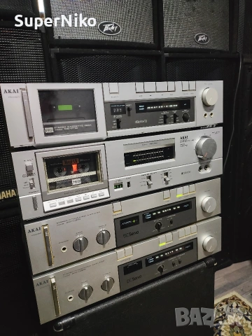 HI-FI AKAI