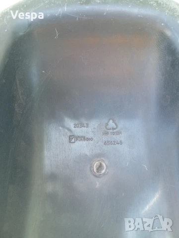 656246 Piaggio Vespa LX50 кош за каска, снимка 4 - Части - 51318251