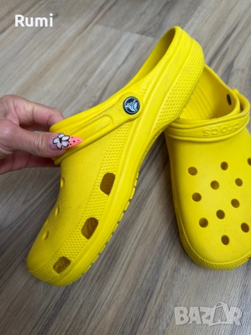 Оригинални жълти чехли Crocs ! 45-46 н, снимка 3 - Мъжки чехли - 46835641