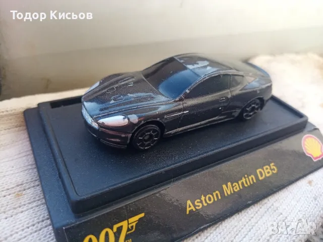 Лот модели 1:64 и 1:72 - Schuco, Hot Wheels, Welly, Joycity, Maisto, Disney, снимка 16 - Колекции - 41728092