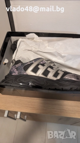 Продавам оригинални мъжки обувки Guess, снимка 6 - Ежедневни обувки - 52146660