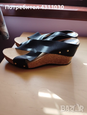 Nelson черни чехли номер 41 , снимка 4 - Чехли - 53808284