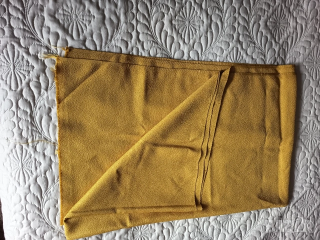 Плат 285Х90см., снимка 2 - Платове и дамаски - 53917325