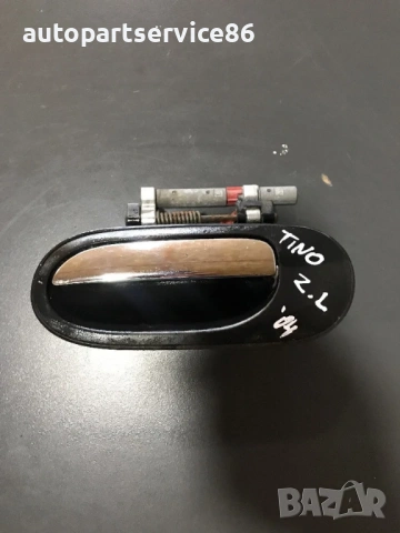 Външна дръжка за задна лява врата черна с хром за Nissan Almera Tino (2004)